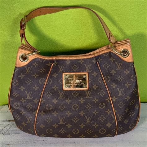 louis vuitton inventeur bag fake